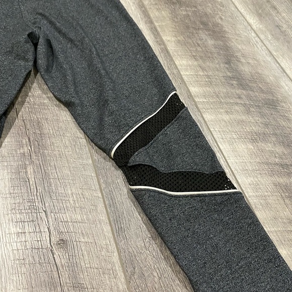 VS Grey Mesh Leggings - Picture 4 of 10
